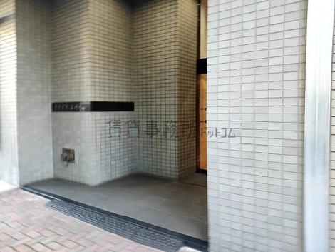 正面玄関