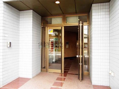 正面玄関