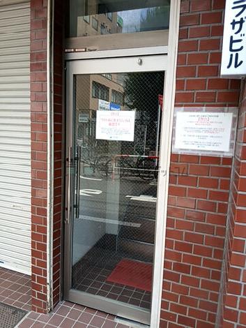 正面玄関