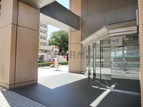 開放的な玄関回り