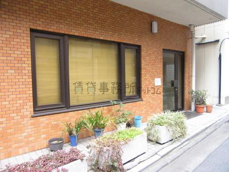正面玄関