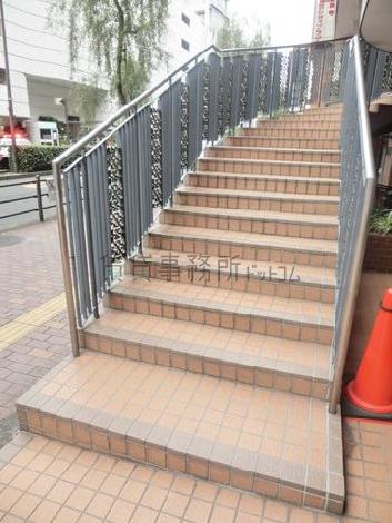 装飾を用いた階段