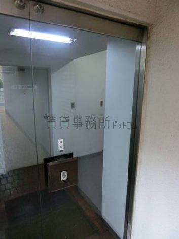 正面玄関