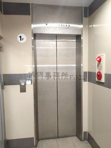 エレベーター