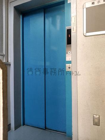 エレベーター