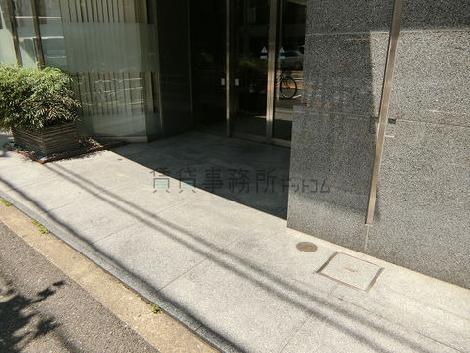 正面玄関