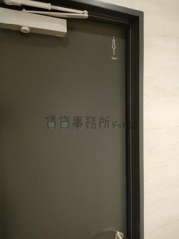 女子トイレ
