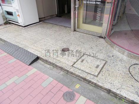 正面玄関