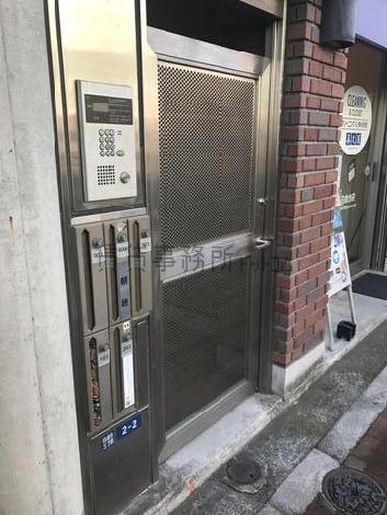 正面玄関