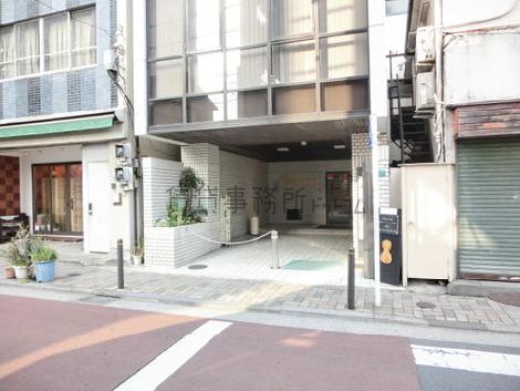 正面玄関