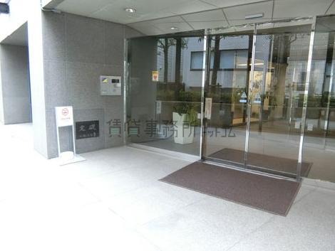 正面玄関