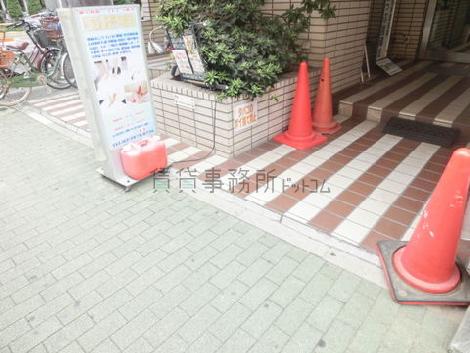 正面玄関