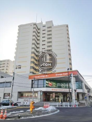 ニュータウンオークボB棟の外観写真