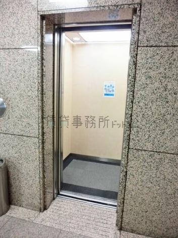 エレベーター