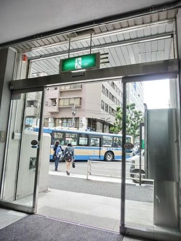 正面玄関
