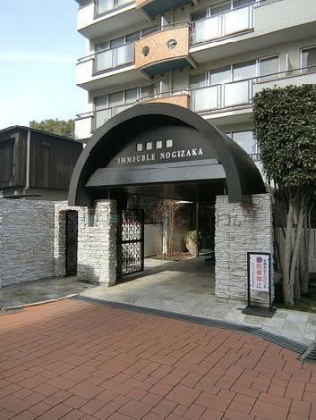 正面玄関