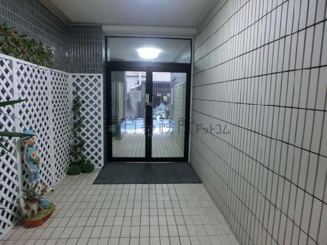 正面玄関