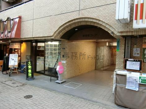 正面玄関