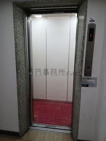 エレベーター