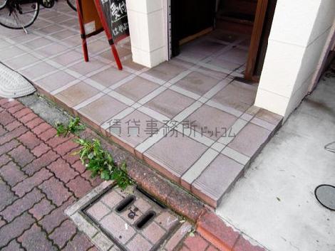 正面玄関