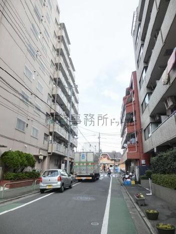 側面通り奥からの見え方