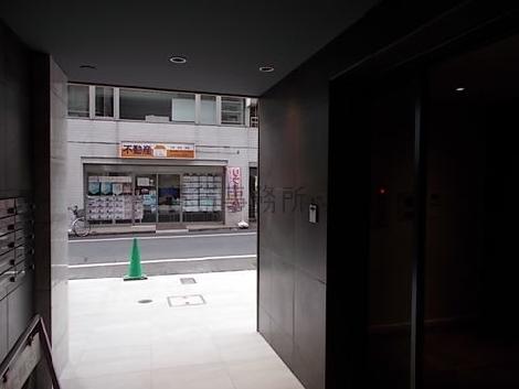 正面玄関