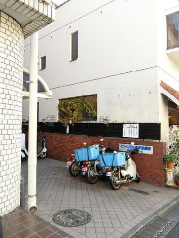 正面玄関
