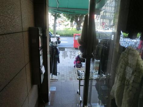 正面玄関
