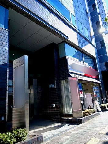 正面玄関