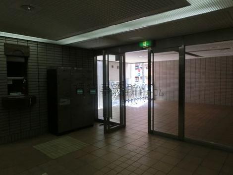 正面玄関