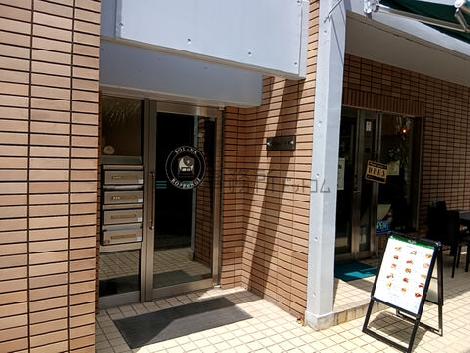 正面玄関