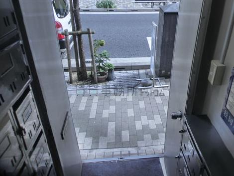 正面玄関