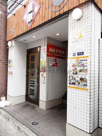 正面玄関