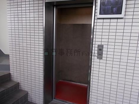 エレベーター