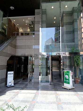 正面玄関