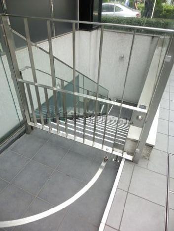 階段降り口