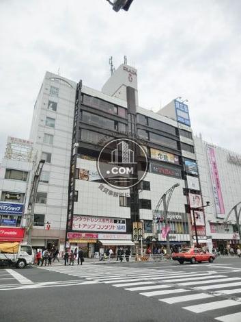 プラザUビルの外観写真
