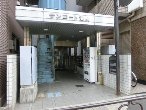 正面玄関