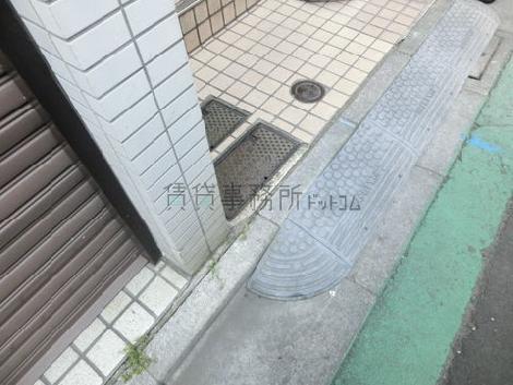 正面玄関