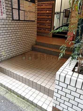 正面玄関