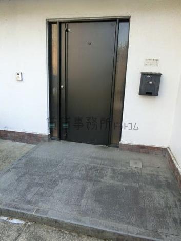 正面玄関