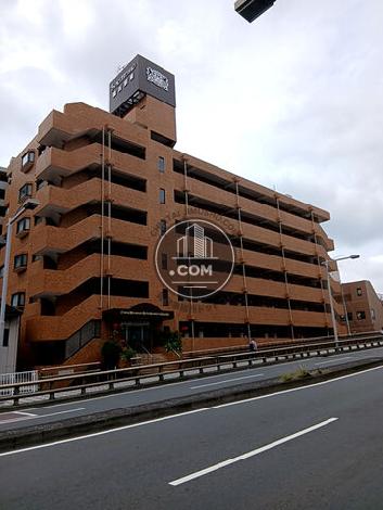 ライオンズマンション横浜駅東の外観写真