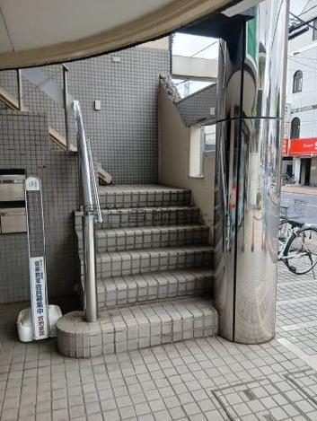 正面玄関