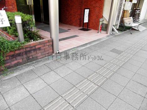 正面玄関