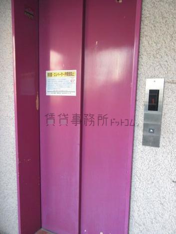 エレベーター