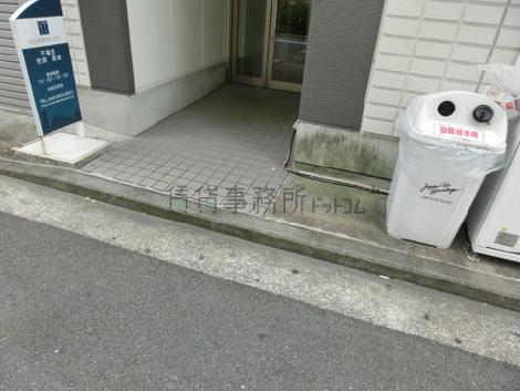 正面玄関