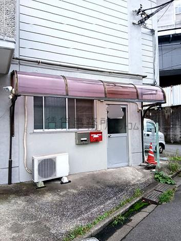 正面玄関