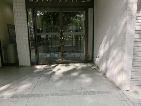 正面玄関