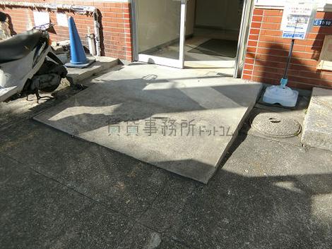 正面玄関