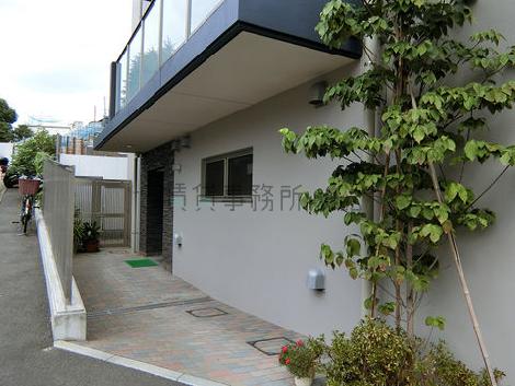 正面玄関